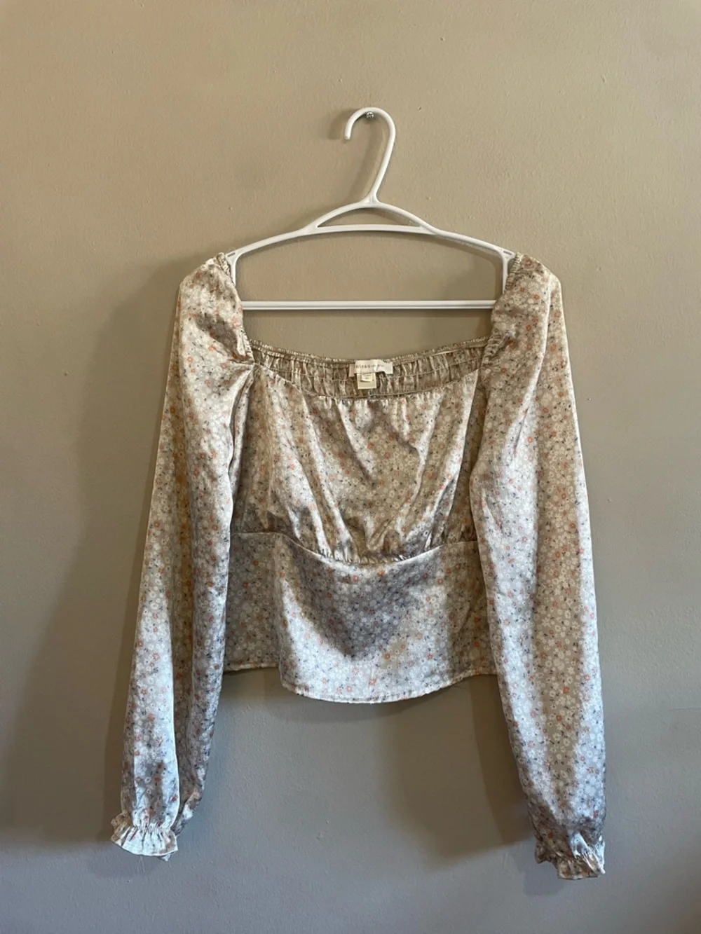 Monteau Los Angeles Cream Floral Smocked Square-Neck Blouse – Size XL EUC - Picture 2 of 16